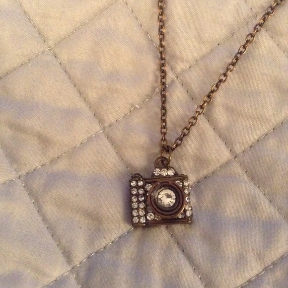Rhinestone Camera Necklace - Picture 1 of 5